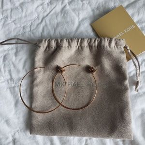 MICHAEL KORS HOOP EARRINGS